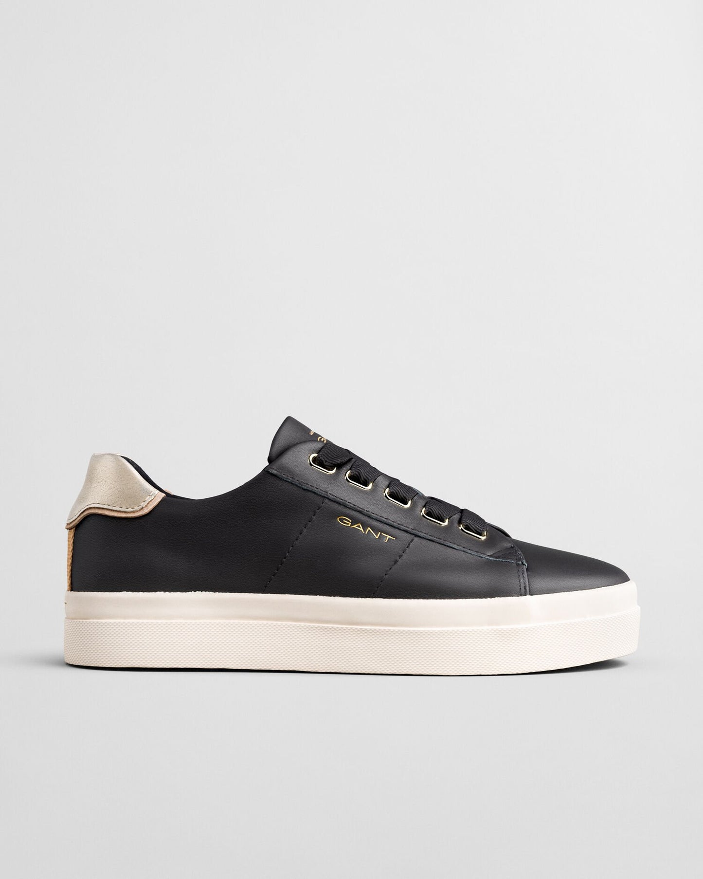 Avona Leather Sneakers