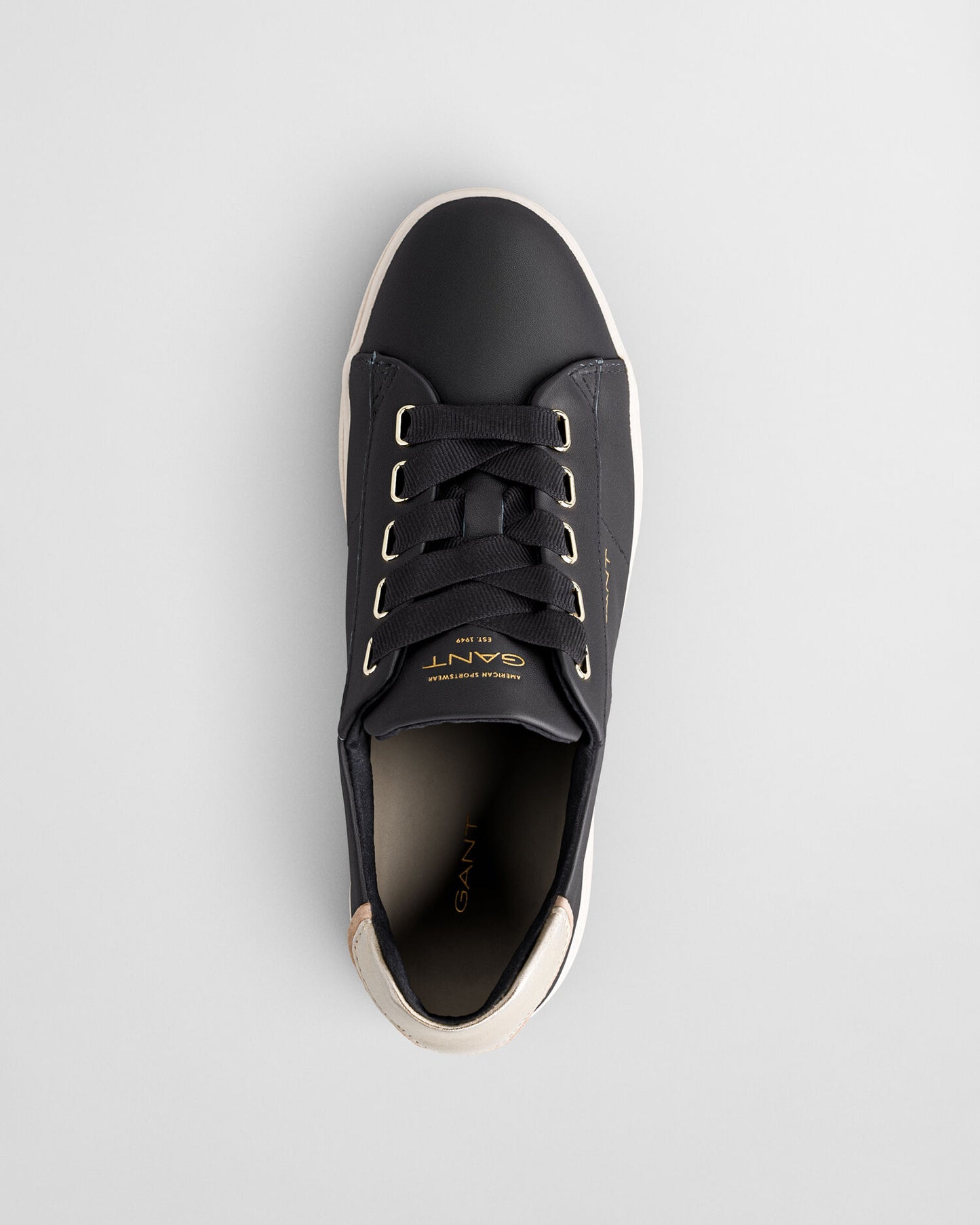 Avona Leather Sneakers