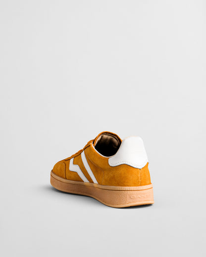 Cuzima Suede Sneakers